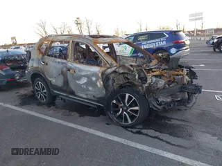 2017 Nissan Rogue S with VIN JN8AT2MV4HW016471, listed as a IAAI auction lot 41043189 with Not Provided miles and . Bid and sale history available at carsss.com. Image 1.