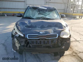 2014 Kia Soul ! with VIN KNDJX3A51E7020249, listed as a Copart auction lot 82561524 with 0 mi miles and Salvage Title. Bid and sale history available at carsss.com. Image 5.