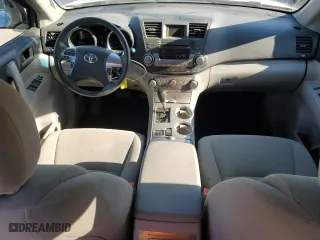 2011 Toyota Highlander with VIN 5TDZA3EH8BS011090, listed as a Copart auction lot 43579365 with 209,698 mi miles and Salvage Title. Bid and sale history available at carsss.com. Image 8.