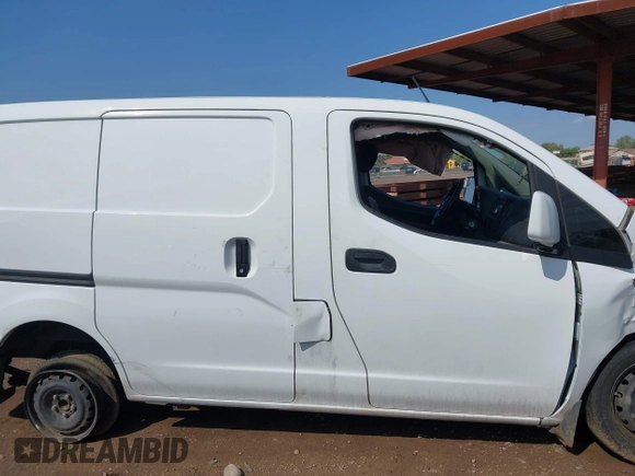 2016 Nissan NV200 S с VIN 3N6CM0KN2GK697424, выставлен на аукционе IAAI как лот 42432266 с пробегом 130 182 миль миль и . История ставок и продаж доступна на DreamBid. Изображение 13.