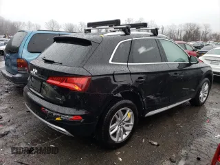2020 Audi Q5 Premium with VIN WA1ANAFY7L2045884, listed as a Copart auction lot 72488902 with 34,008 mi miles. Bid and sale history available at carsss.com. Image 3.