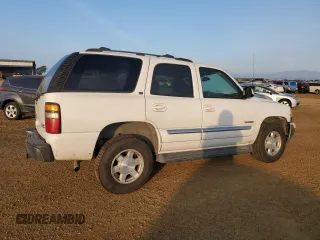 2004 GMC Yukon SLE with VIN 1GKEK13TX4J244318, listed as a Copart auction lot 82329764 with 172,216 mi miles and Salvage Title. Bid and sale history available at carsss.com. Image 3.