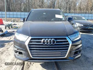 2019 Audi Q7 Prestige with VIN WA1VAAF72KD020723, listed as a IAAI auction lot 41154320 with 63,159 mi miles. Bid and sale history available at carsss.com. Image 12.