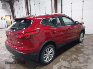 2017 Nissan Rogue SL z VIN JN1BJ1CR3HW135572, wystawiony jako IAAI lot #42200373 z przebiegiem 58 314 mil mil oraz . Historia ofert i sprzedaży dostępna na DreamBid. Obrazek 4.