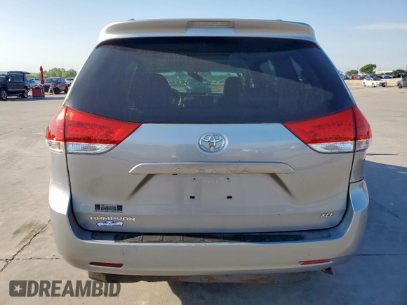2011 Toyota Sienna XLE AAS with VIN 5TDYK3DCXBS104773, listed as a Copart auction lot 53211275 with 0 mi miles and Clean Title. Bid and sale history available at carsss.com. Image 6.