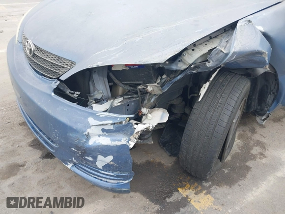 2004 Toyota Camry LE z VIN 4T1BE32K44U832767, wystawiony jako IAAI lot #42041228 z przebiegiem 185 778 mil mil oraz . Historia ofert i sprzedaży dostępna na DreamBid. Obrazek 6.
