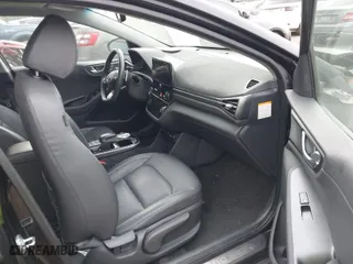 2021 Hyundai Ioniq Electric Limited with VIN KMHC85LJ1MU079180, listed as a IAAI auction lot 41503959 with 33,679 mi miles. Bid and sale history available at carsss.com. Image 5.