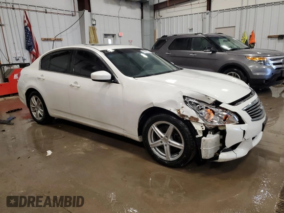 2013 Infiniti G37 x with VIN JN1CV6AR8DM354879, listed as a Copart auction lot 42391175 with 186,069 mi miles and Salvage Title. Bid and sale history available at carsss.com. Image 4.