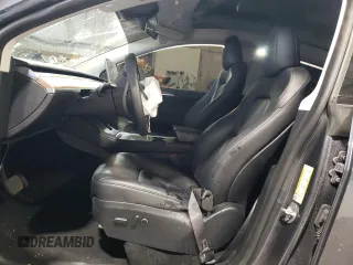2023 Tesla Model Y Long Range z VIN 7SAYGAEE3PF968231, wystawiony jako Copart lot #45811385 z przebiegiem Nie podano mil oraz Szkoda całkowita • Salvage title. Historia ofert i sprzedaży dostępna na DreamBid. Obrazek 7.