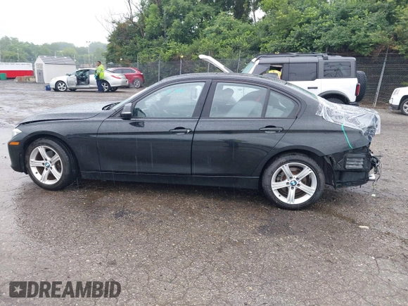 2014 BMW 3 Series 328i xDrive with VIN WBA3B5G58ENS06227, listed as a IAAI auction lot 42611833 with 79,509 mi miles and . Bid and sale history available at DreamBid. Image 15.
