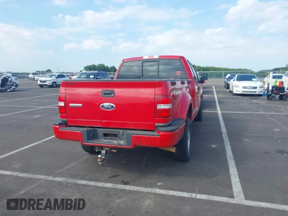 2004 Ford F-150 STX z VIN 1FTRX04W74KD79218, wystawiony jako IAAI lot #42853639 z przebiegiem 197 500 mil mil oraz . Historia ofert i sprzedaży dostępna na DreamBid. Obrazek 4.