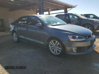 2013 Volkswagen Jetta GLI Autobahn z VIN 3VW4A7AJ0DM221810, wystawiony jako Copart lot #48561895 z przebiegiem 132 921 mil mil oraz Szkoda całkowita • Salvage title. Historia ofert i sprzedaży dostępna na DreamBid. Obrazek 4.