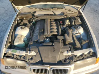 1998 BMW 3 Series z VIN WBABK8330WEY89818, wystawiony jako Copart lot #41557015 z przebiegiem 253 522 mil mil oraz Nie do naprawy • Non repairable. Historia ofert i sprzedaży dostępna na DreamBid. Obrazek 11.