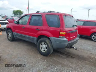 2001 Ford Escape with VIN 1FMUU01B21KF17923, listed as a IAAI auction lot 42674224 with 285,460 mi miles and . Bid and sale history available at DreamBid. Image 3.
