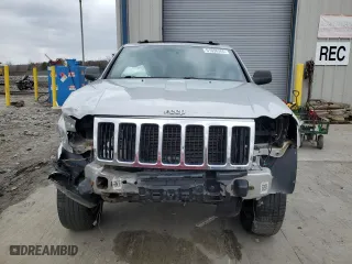 2009 Jeep Grand Cherokee Laredo with VIN 1J8GR48K89C522896, listed as a Copart auction lot 51656265 with 211,359 mi miles and Salvage Title. Bid and sale history available at carsss.com. Image 5.