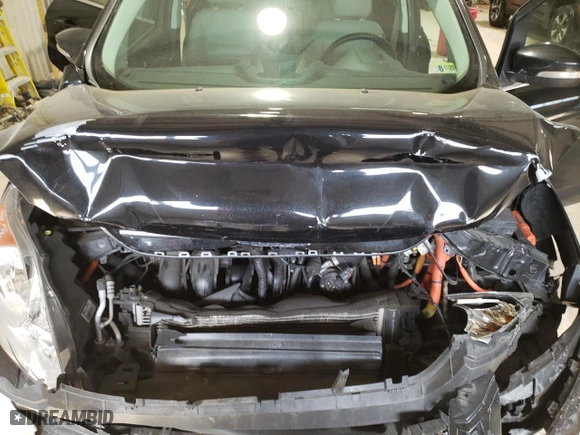 2013 Ford C-Max Energi SEL with VIN 1FADP5CU1DL533171, listed as a Copart auction lot 43702495 with 95,984 mi miles and Salvage Title. Bid and sale history available at carsss.com. Image 12.