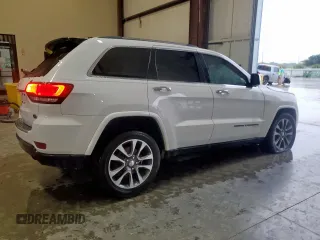 2017 Jeep Grand Cherokee Overland with VIN 1C4RJECG9HC916342, listed as a Copart auction lot 60658285 with 59,470 mi miles and Salvage title. Bid and sale history available at DreamBid. Image 3.