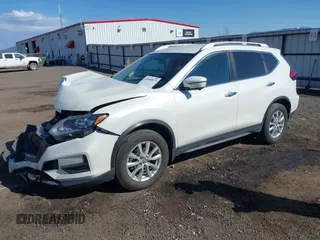 2017 Nissan Rogue SV with VIN KNMAT2MV7HP580637, listed as a IAAI auction lot 42040075 with 47,514 mi miles. Bid and sale history available at carsss.com. Image 18.