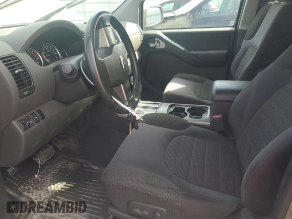 2005 Nissan Pathfinder SE с VIN 5N1AR18W45C785519, выставлен на аукционе Copart как лот 50410955 с пробегом 133 745 миль миль и Чистый • Clean title. История ставок и продаж доступна на DreamBid. Изображение 7.