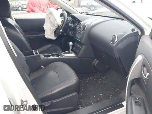 2011 Nissan Rogue S z VIN JN8AS5MV5BW263817, wystawiony jako IAAI lot #42171411 z przebiegiem 180 693 mil mil oraz . Historia ofert i sprzedaży dostępna na DreamBid. Obrazek 5.