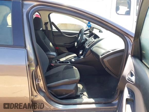 2013 Ford Focus SE with VIN 1FADP3F2XDL152112, listed as a IAAI auction lot 41839118 with 157,609 mi miles. Bid and sale history available at carsss.com. Image 5.