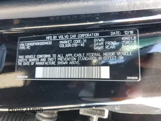 2019 Volvo S60 R-Design with VIN 7JR102FM3KG004632, listed as a Copart auction lot 50228224 with 33,096 mi miles. Bid and sale history available at carsss.com. Image 12.