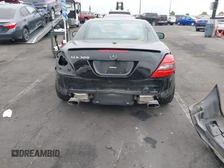 2011 Mercedes-Benz SLK 300 with VIN WDBWK5EA8BF241371, listed as a IAAI auction lot 42047271 with 100,206 mi miles and . Bid and sale history available at DreamBid. Image 6.