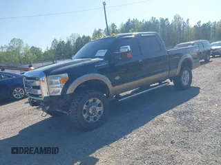 2014 Ford F-250 XL z VIN 1FT7W2BT2EEA24942, wystawiony jako IAAI lot #41955298 z przebiegiem 311 489 mil mil oraz . Historia ofert i sprzedaży dostępna na DreamBid. Obrazek 19.