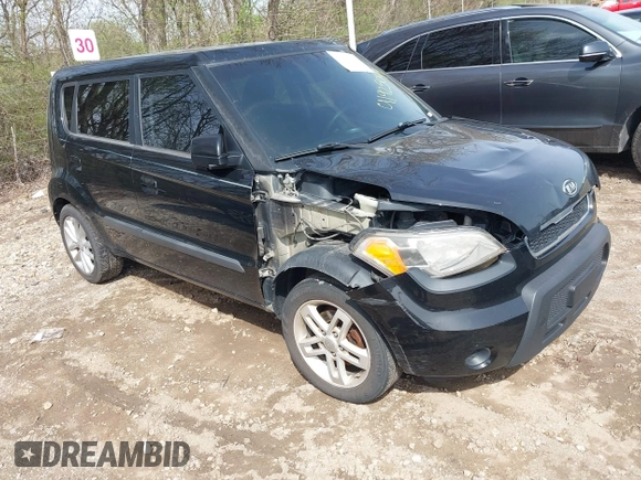 2010 Kia Soul + with VIN KNDJT2A25A7180012, listed as a IAAI auction lot 41925049 with 191,511 mi miles. Bid and sale history available at carsss.com. Image 1.