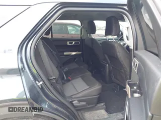2023 Ford Explorer XLT with VIN 1FMSK7DH9PGB87649, listed as a IAAI auction lot 42271454 with 26,860 mi miles and . Bid and sale history available at DreamBid. Image 8.