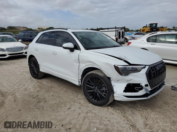 2022 Audi Q3 Premium with VIN WA1AUCF33N1096097, listed as a Copart auction lot 47819003 with 6,838 mi miles. Bid and sale history available at carsss.com. Image 4.