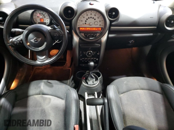 2011 MINI Countryman with VIN WMWZB3C54BWH94690, listed as a Copart auction lot 58988065 with 100,168 mi miles and Clean title. Bid and sale history available at DreamBid. Image 8.