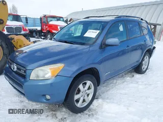 2008 Toyota RAV4 Ltd with VIN JTMBK31V186044743, listed as a IAAI auction lot 41578166 with 227,663 mi miles. Bid and sale history available at carsss.com. Image 17.