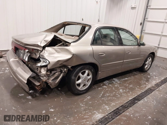 2001 Buick Regal LS with VIN 2G4WB55K111242602, listed as a IAAI auction lot 41916164 with 1 mi miles. Bid and sale history available at carsss.com. Image 4.