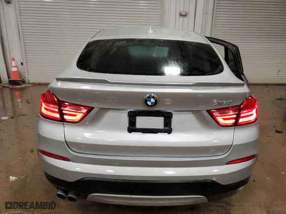 2018 BMW X4 xDrive28i with VIN 5UXXW3C54J0T82796, listed as a Copart auction lot 87721395 with NaN miles and Non Repairable. Bid and sale history available at carsss.com. Image 6.