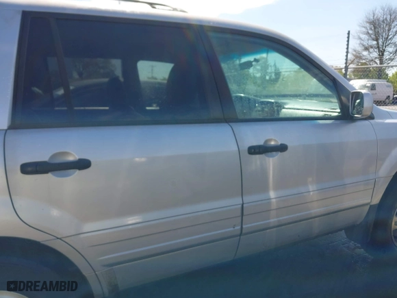 2004 Honda Pilot EX with VIN 2HKYF18594H519175, listed as a IAAI auction lot 41899345 with 268,718 mi miles. Bid and sale history available at carsss.com. Image 13.