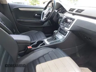 2012 Volkswagen CC Lux z VIN WVWHN7AN2CE510459, wystawiony jako IAAI lot #42294992 z przebiegiem 150 105 mil mil oraz . Historia ofert i sprzedaży dostępna na DreamBid. Obrazek 5.