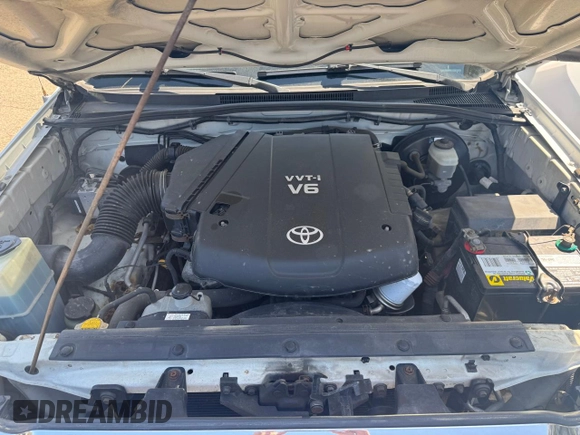 2005 Toyota Tacoma with VIN 5TEUU42N35Z126382, listed as a Copart auction lot 56938225 with 260,634 mi miles and Clean Title. Bid and sale history available at DreamBid. Image 7.