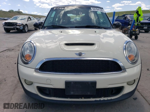 2013 MINI Hardtop S with VIN WMWSV3C52DT389647, listed as a Copart auction lot 56764135 with 152,957 mi miles and Clean Title. Bid and sale history available at DreamBid. Image 5.