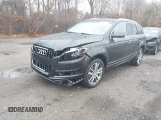 2014 Audi Q7 Premium Plus with VIN WA1LMAFE3ED016102, listed as a IAAI auction lot 40954158 with 129,143 mi miles and . Bid and sale history available at DreamBid. Image 17.