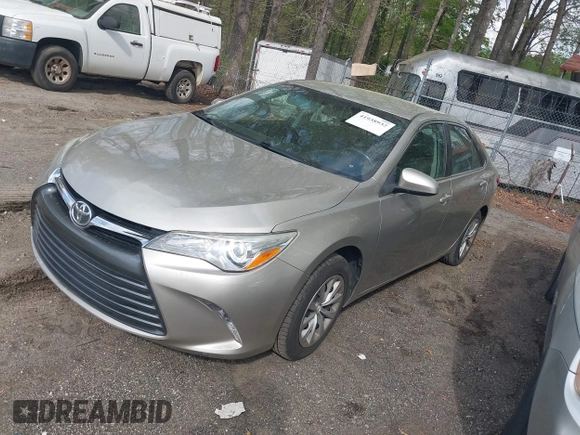 2015 Toyota Camry XLE z VIN 4T1BF1FK6FU485215, wystawiony jako IAAI lot #41938932 z przebiegiem 123 401 mil mil oraz . Historia ofert i sprzedaży dostępna na DreamBid. Obrazek 17.