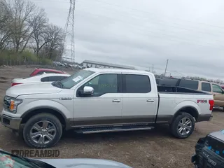 2019 Ford F-150 XL with VIN 1FTFW1E49KFC42215, listed as a IAAI auction lot 41895040 with 85,657 mi miles. Bid and sale history available at carsss.com. Image 14.