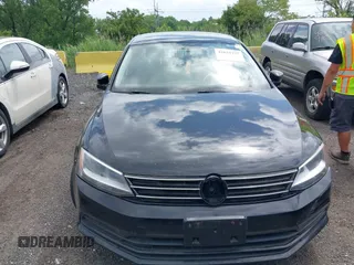 2015 Volkswagen Jetta SE with VIN 3VWD17AJ4FM238189, listed as a IAAI auction lot 42631257 with 92,561 mi miles and . Bid and sale history available at DreamBid. Image 6.