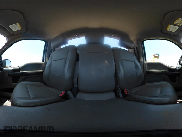 2017 Ford F-150 XL с VIN 1FTMF1CF7HKE37595, выставлен на аукционе IAAI как лот 42392847 с пробегом 250 772 миль миль и . История ставок и продаж доступна на DreamBid. Изображение 18.