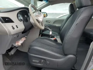2013 Toyota Sienna SE with VIN 5TDXK3DC6DS386716, listed as a Copart auction lot 63122435 with 77,371 mi miles and Salvage title. Bid and sale history available at DreamBid. Image 7.