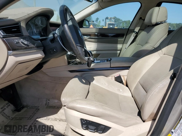 2009 BMW 7 Series 750i с VIN WBAKA835X9CY35026, выставлен на аукционе Copart как лот 54975065 с пробегом 106 829 миль миль и Чистый • Clean title. История ставок и продаж доступна на DreamBid. Изображение 7.
