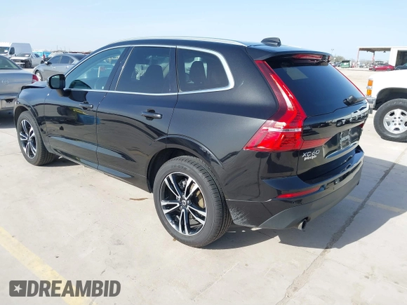 2020 Volvo XC60 Momentum z VIN YV4102RK9L1474206, wystawiony jako IAAI lot #41731881 z przebiegiem 77 908 mil mil oraz . Historia ofert i sprzedaży dostępna na DreamBid. Obrazek 3.