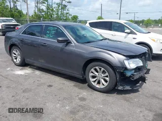 2015 Chrysler 300 Limited with VIN 2C3CCAAG1FH887073, listed as a IAAI auction lot 41967713 with 255,638 mi miles. Bid and sale history available at carsss.com. Image 1.