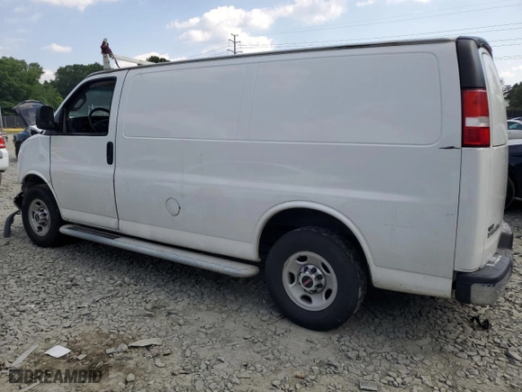 2017 GMC Savana Cargo Van with VIN 1GTW7AFF1H1908339, listed as a Copart auction lot 58879394 with 93,372 mi miles and Salvage Title. Bid and sale history available at carsss.com. Image 2.