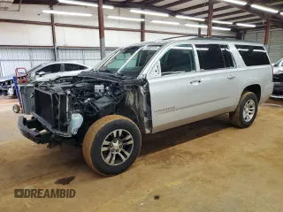 2015 Chevrolet Suburban LT z VIN 1GNSKJKC3FR674817, wystawiony jako Copart lot #55985125 z przebiegiem 211 984 mil mil oraz Szkoda całkowita • Salvage title. Historia ofert i sprzedaży dostępna na DreamBid. Obrazek 1.